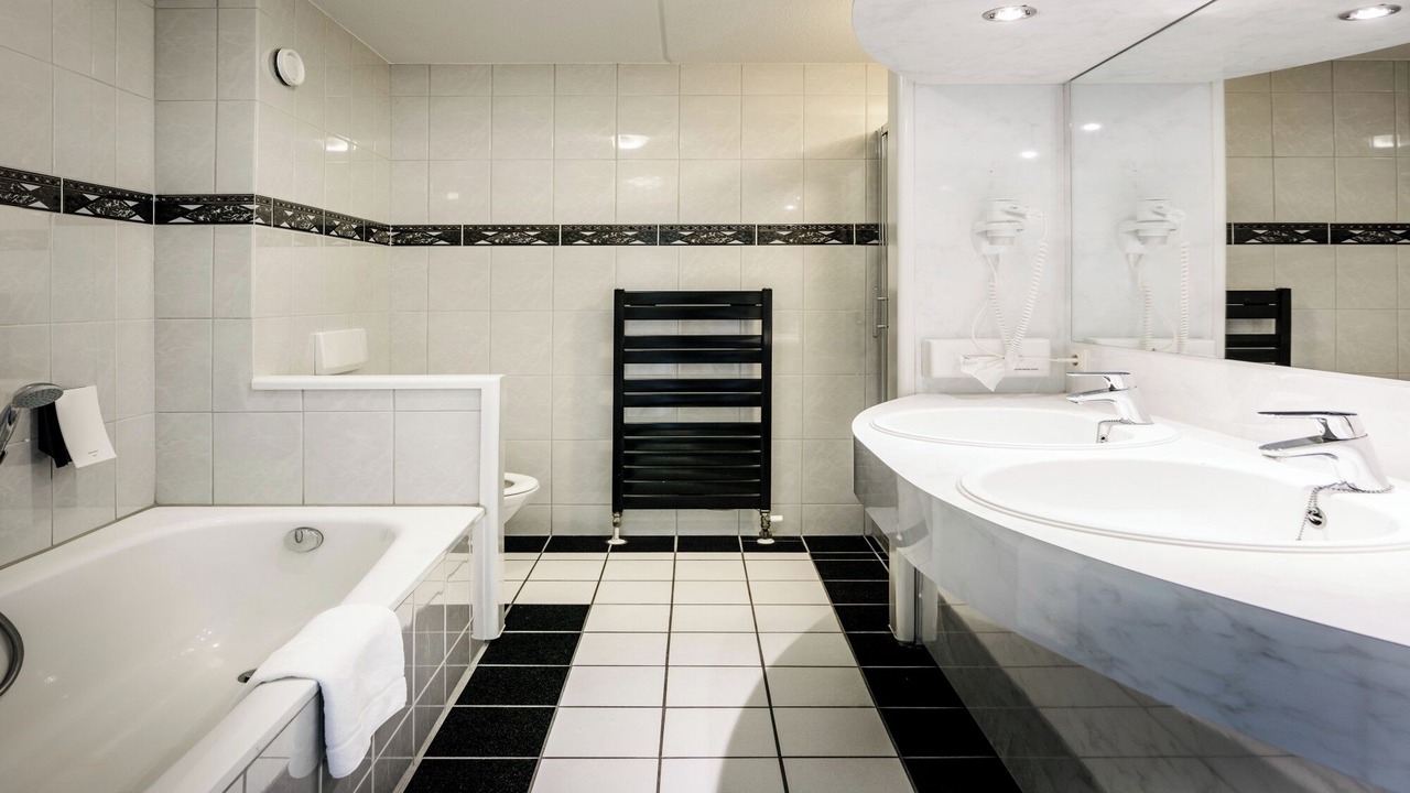 Photo of Bathroom in Bruggenmors