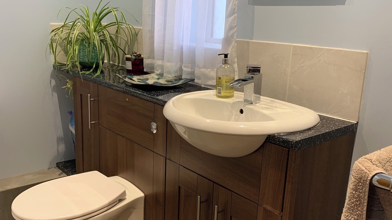 Photo of Bathroom in Yardley Gobion