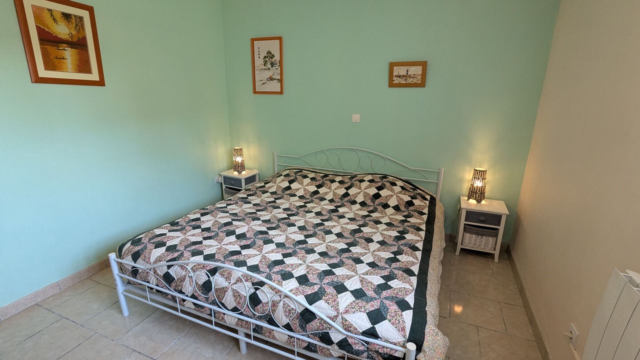 Photo of Bedroom in Saran