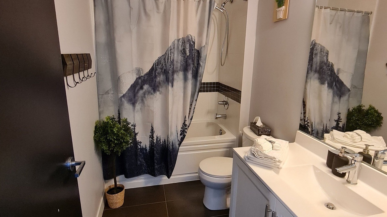 Photo of Bathroom in Humber Bay