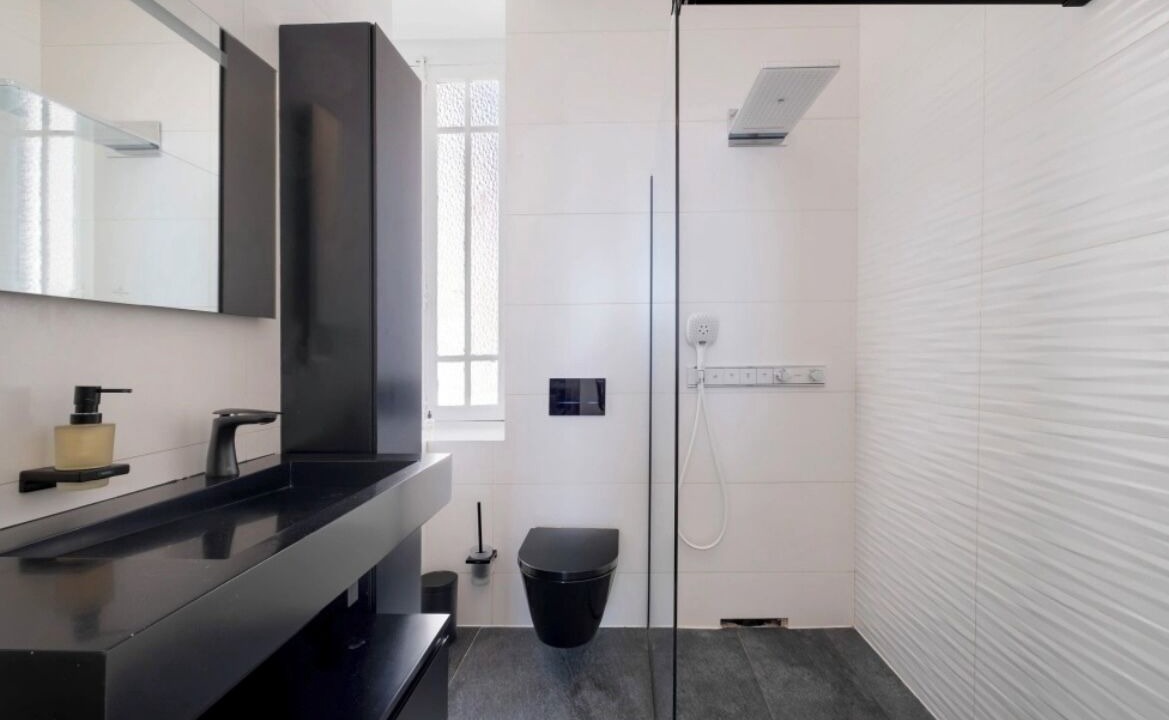 Photo of Bathroom in Villette - Maisons Neuves
