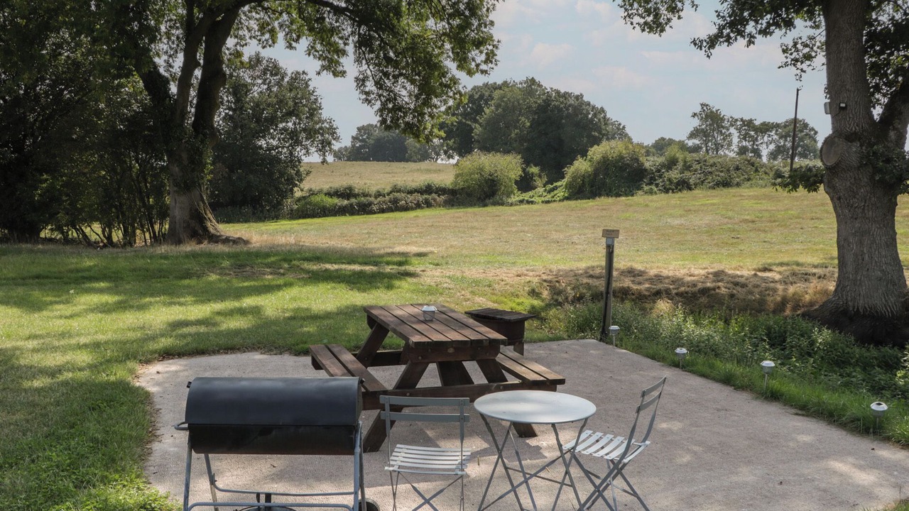 Photo of Outdoor in Llanvair Kilgeddin