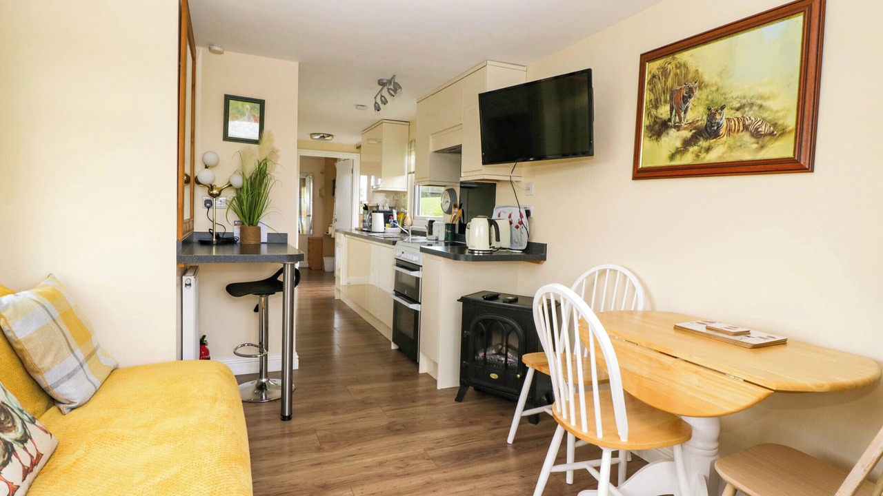 Photo of Livingroom in Llanvair Kilgeddin