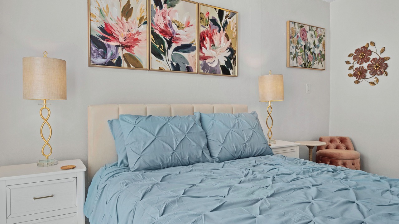 Photo of Bedroom in Levittown