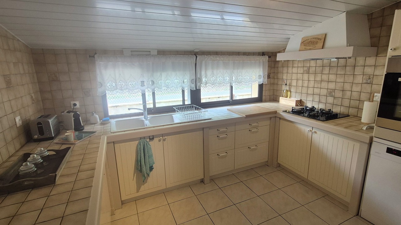 Photo of Kitchen in Saint-Laurent-de-Medoc