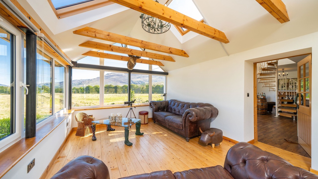 Photo of Livingroom in Lochearnhead