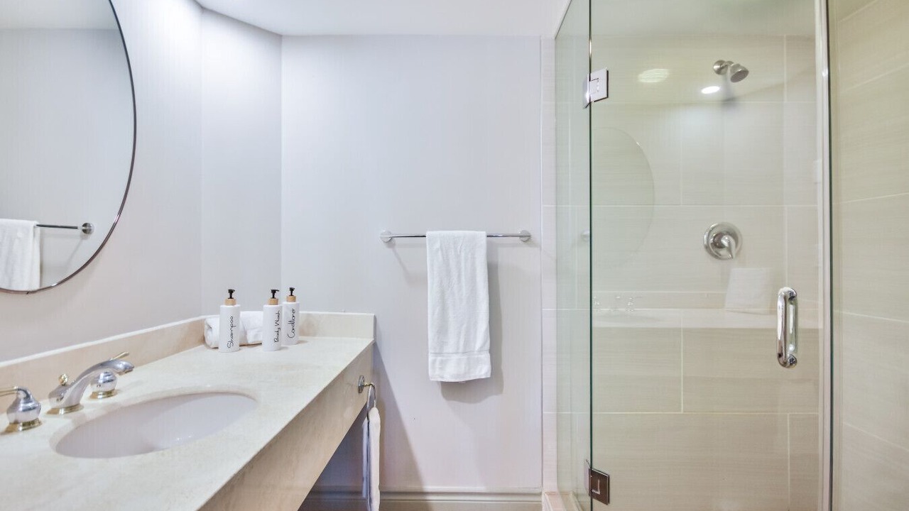 Photo of Bathroom in Oro-Medonte