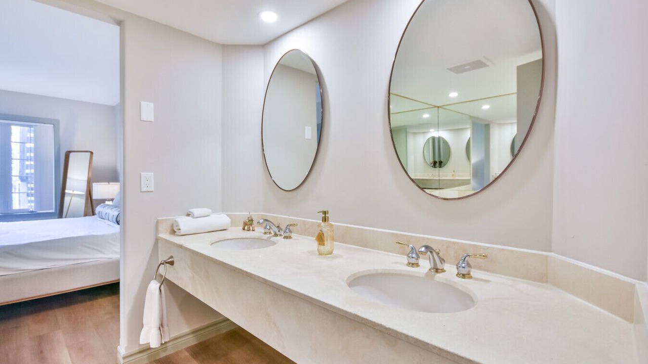 Photo of Bathroom in Oro-Medonte