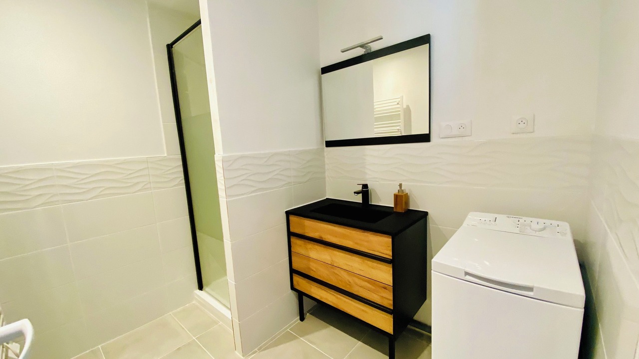 Photo of Bathroom in Julienne