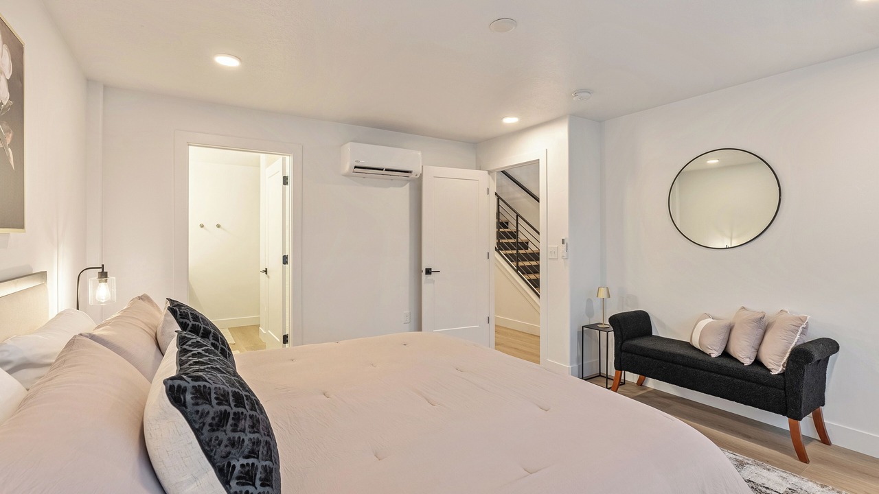 Photo of Bedroom in Millcreek
