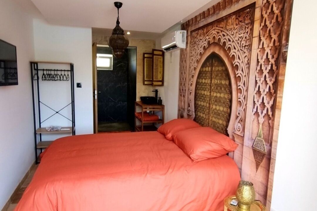 Photo of Bedroom in Port-Saint-Louis-du-Rhone