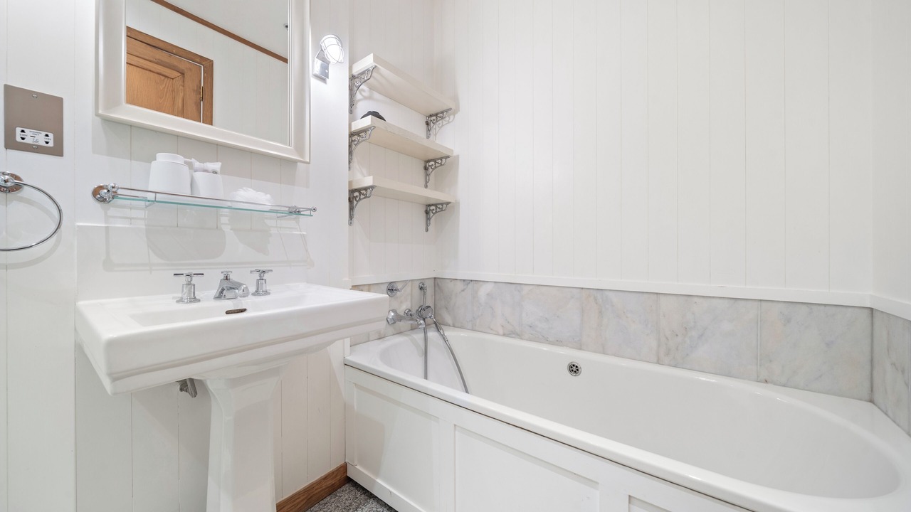 Photo of Bathroom in Fitzrovia