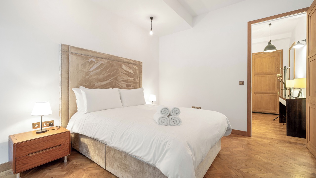 Photo of Bedroom in Fitzrovia