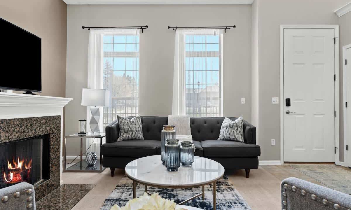 Photo of Livingroom in Auburn Hills