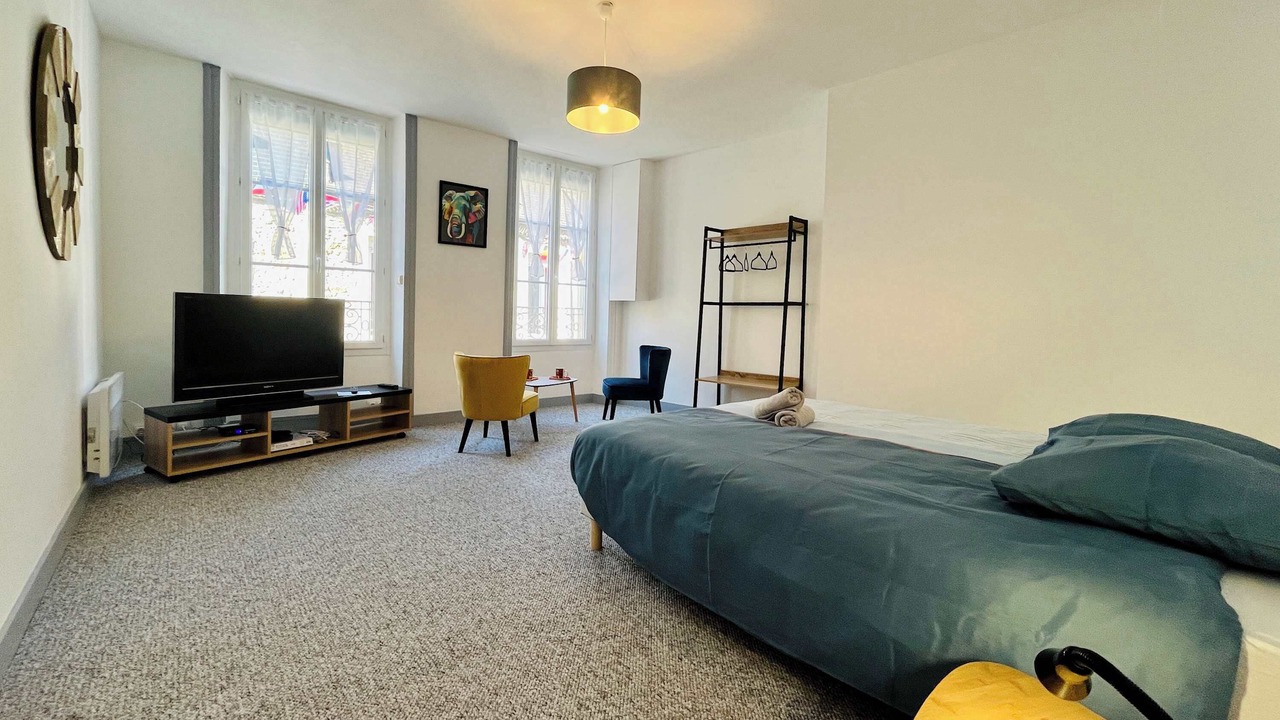Photo of Bedroom in Carentan