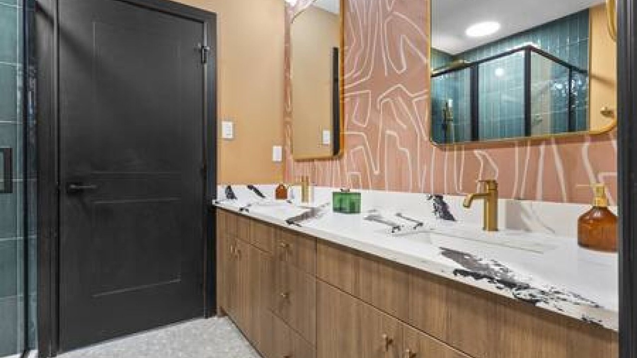 Photo of Bathroom in Currie Barracks