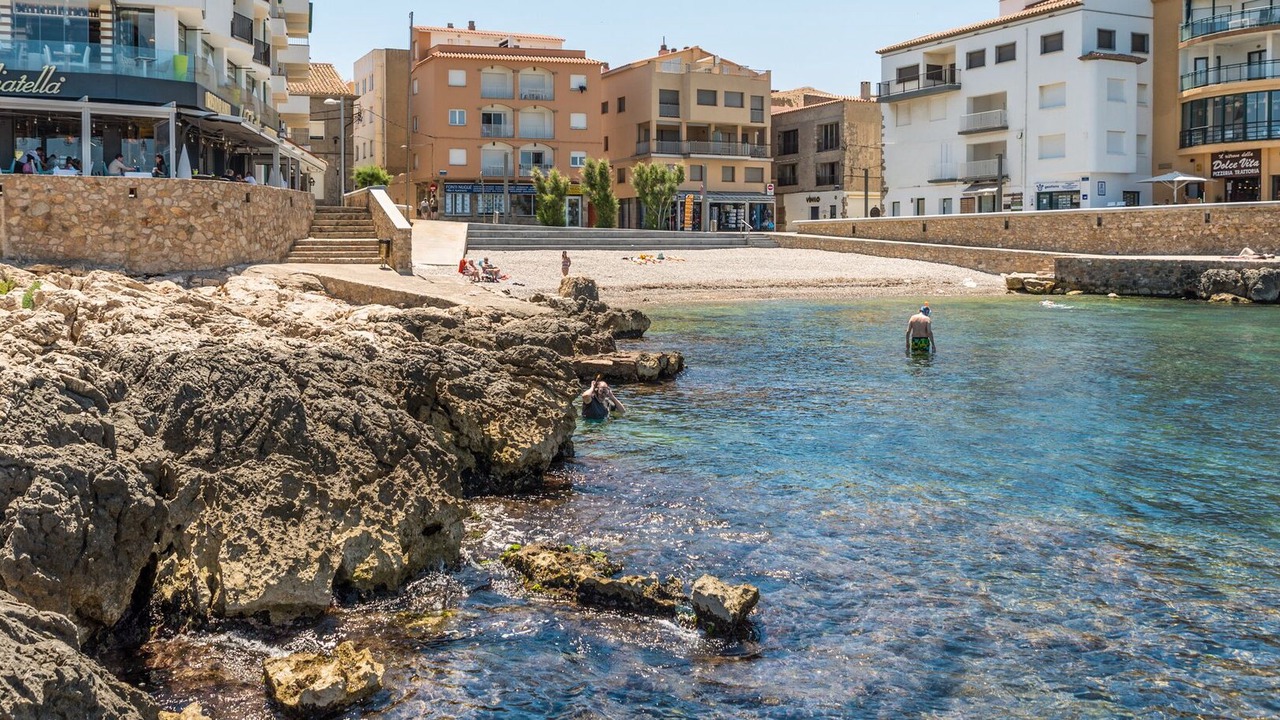 Photo of Others in L'Escala