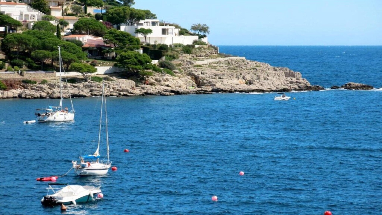 Photo of Others in L'Escala