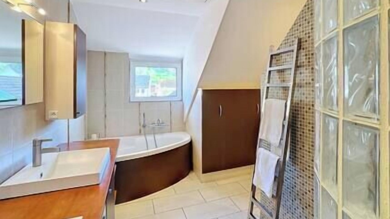 Photo of Bathroom in Osenbach