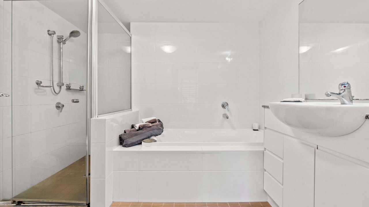 Photo of Bathroom in Woolloomooloo