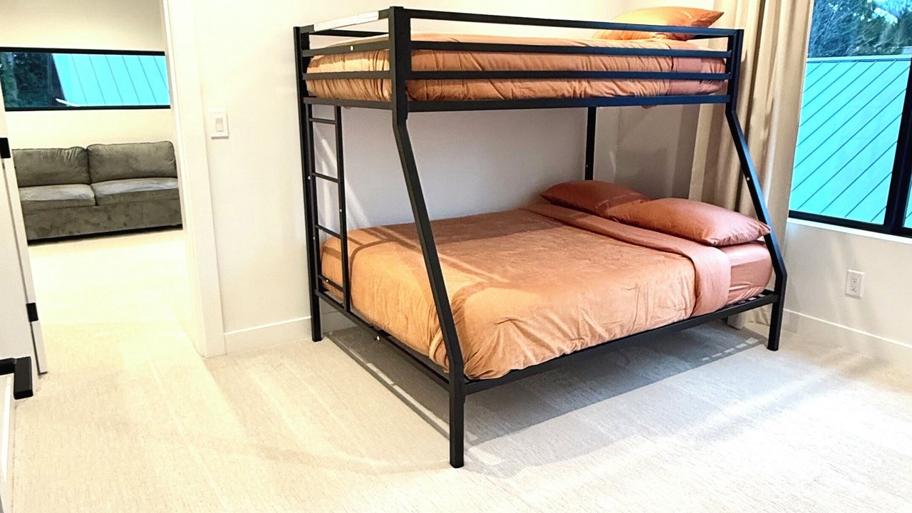 Photo of Bedroom in Hyak