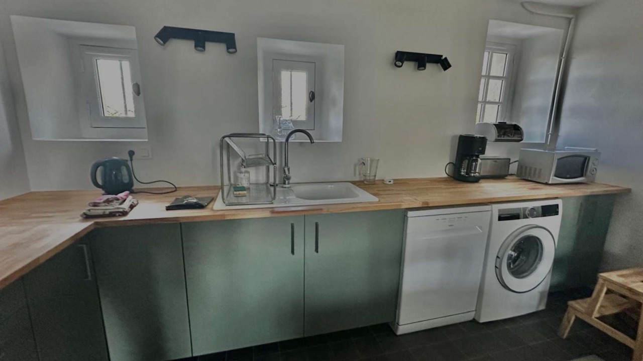 Photo of Kitchen in Tracy-sur-Mer