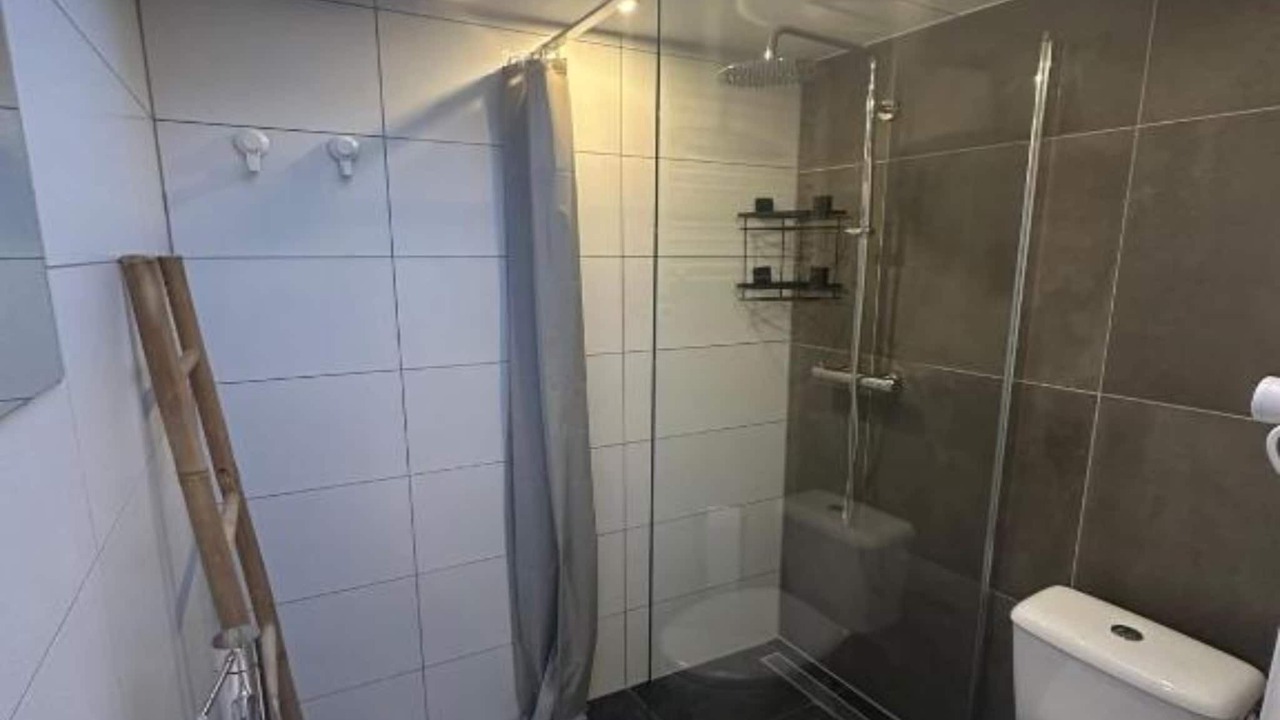 Photo of Bathroom in Bruggenmors