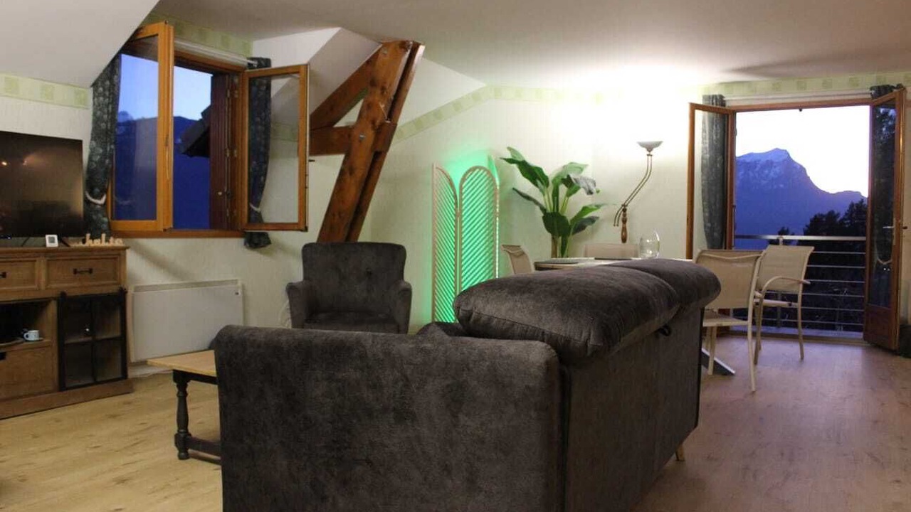 Photo of Livingroom in Embrun