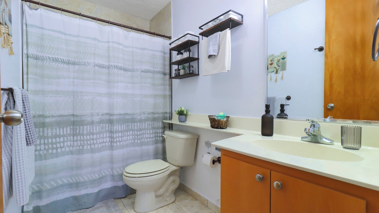 Photo of Bathroom in Pole Ojea