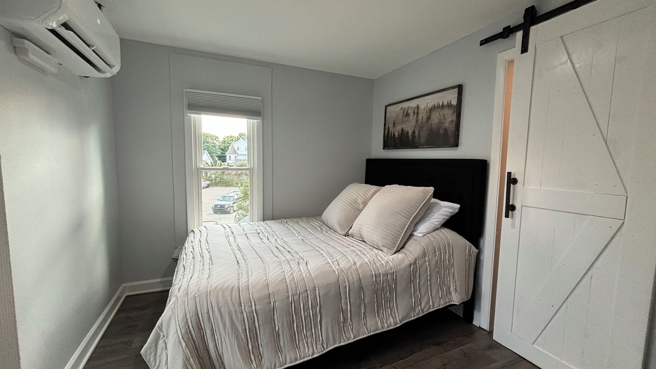 Photo of Bedroom in Oxford