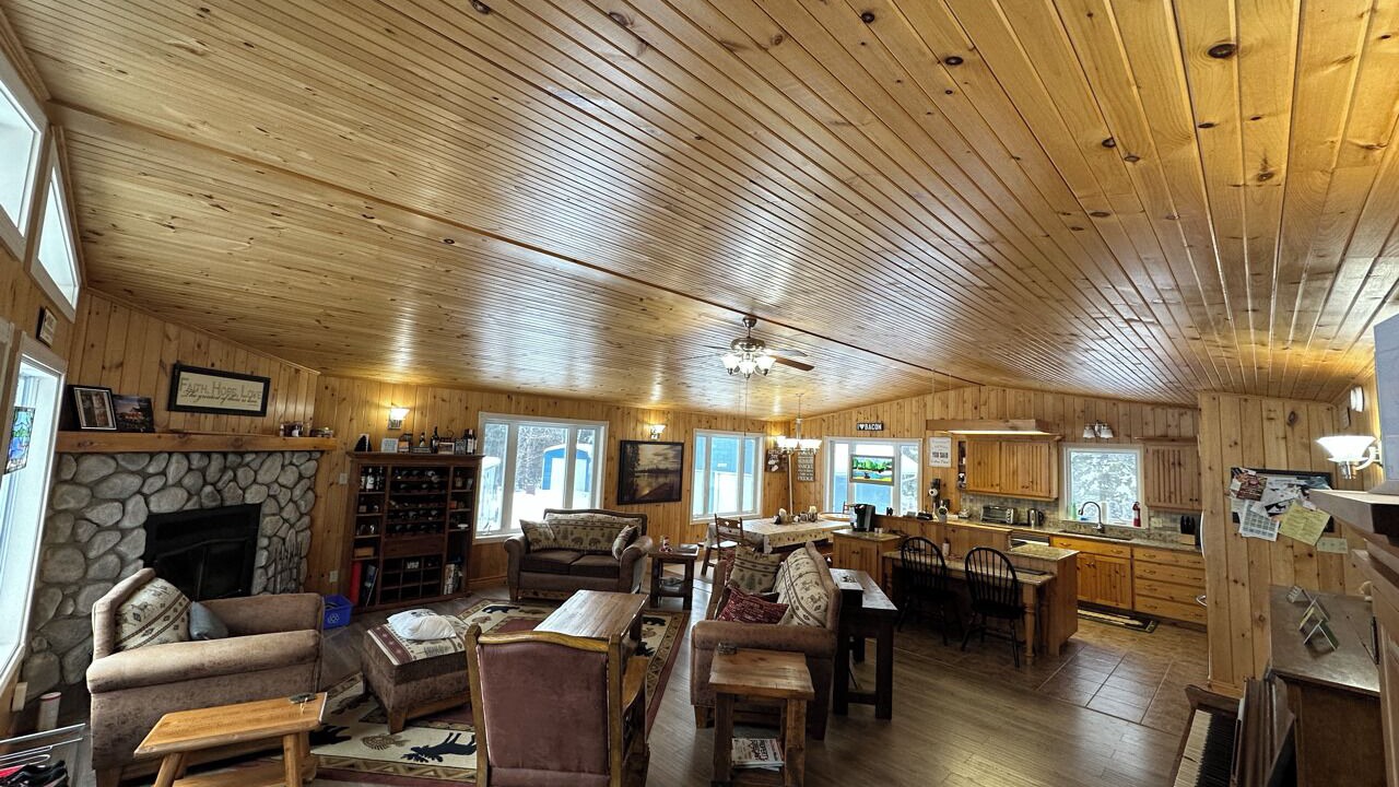 Photo of Livingroom in Armour
