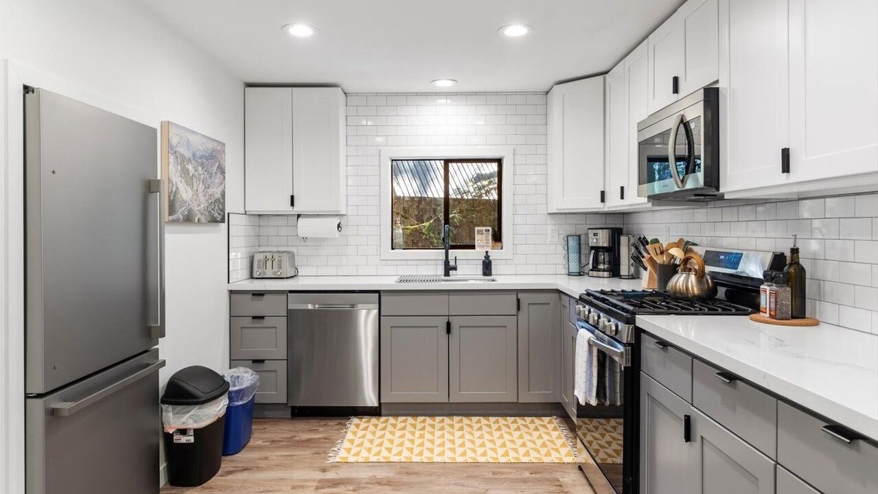 Photo of Kitchen in Skykomish