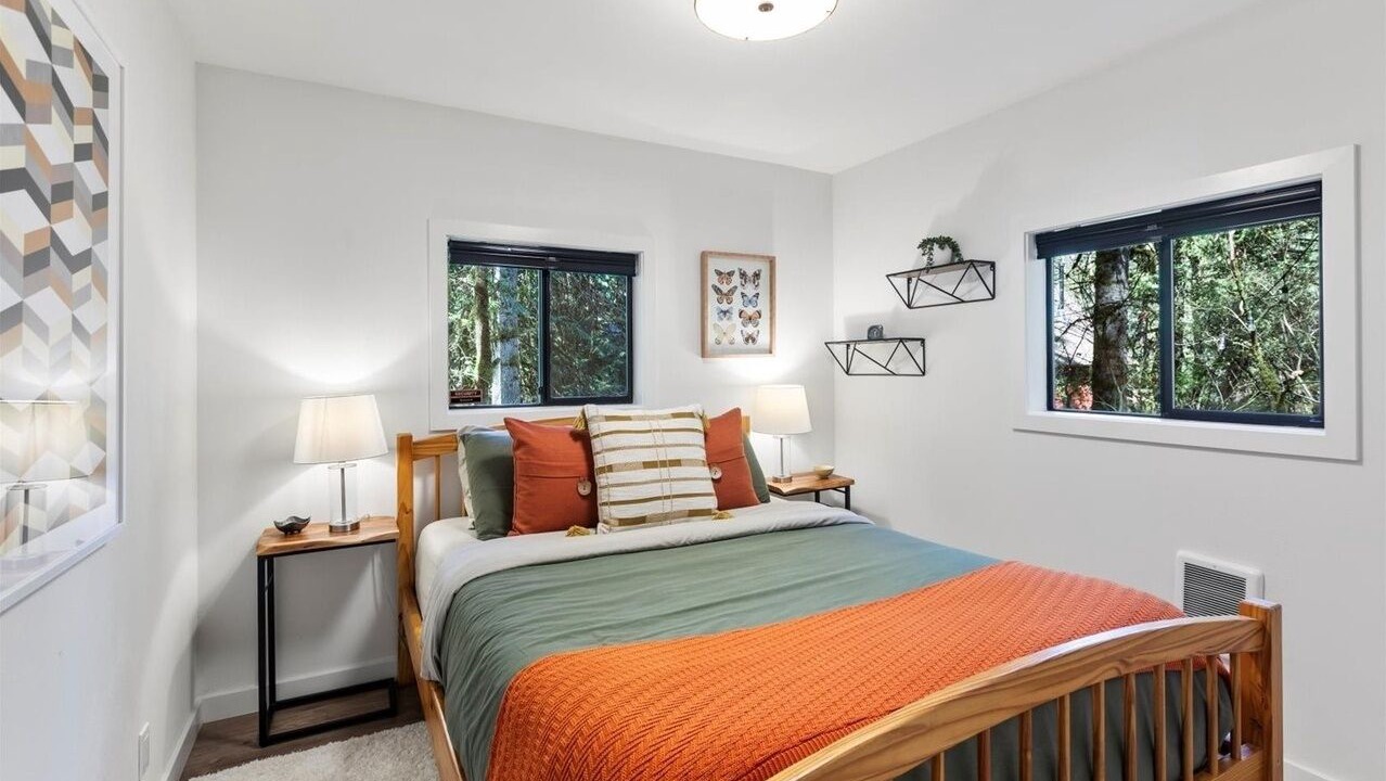 Photo of Bedroom in Skykomish