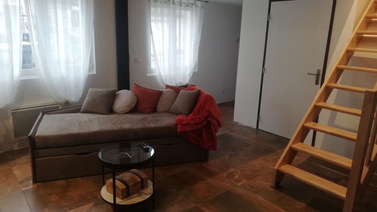 Photo of Livingroom in Saints