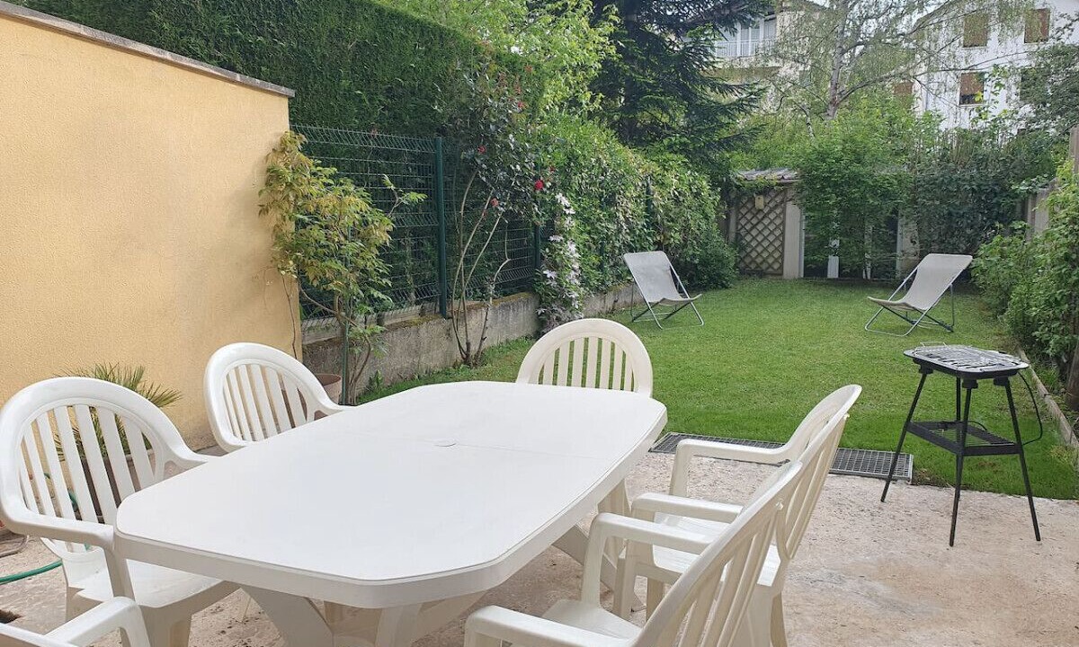 Photo of Outdoor in Velizy-Villacoublay