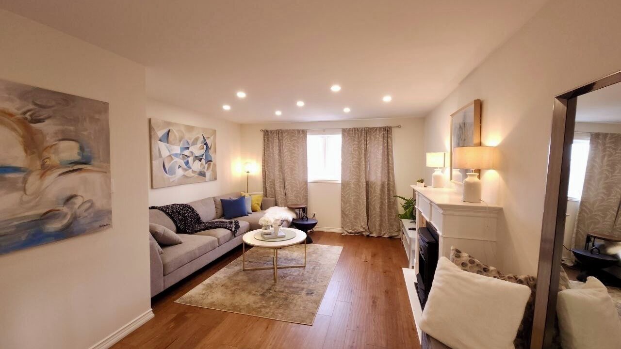 Photo of Livingroom in Barrie