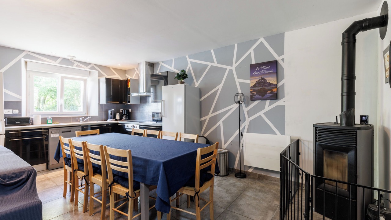 Photo of Kitchen in Villedieu-les-Poeles