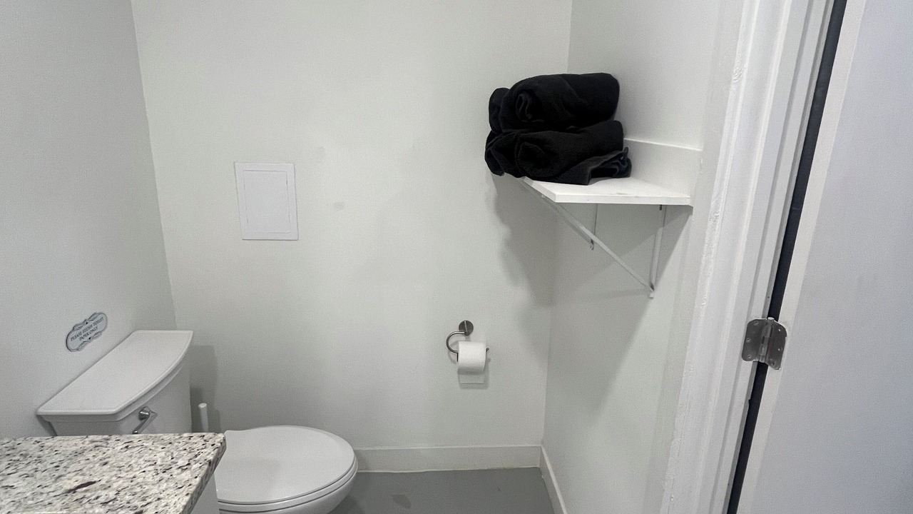 Photo of Bathroom in Park Hills