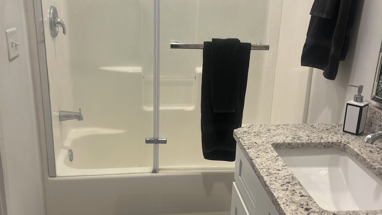 Photo of Bathroom in Park Hills