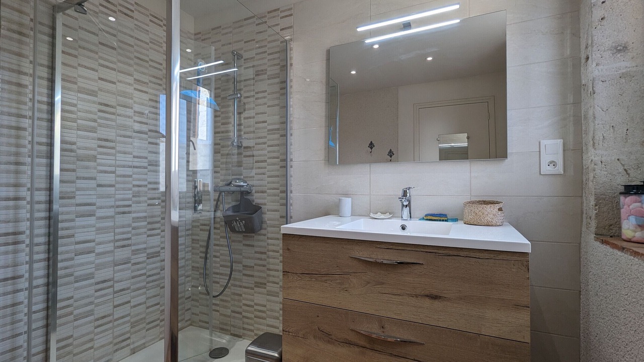 Photo of Bathroom in Saint-Firmin-sur-Loire