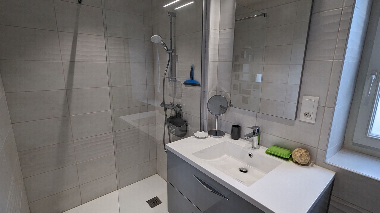 Photo of Bathroom in Saint-Firmin-sur-Loire
