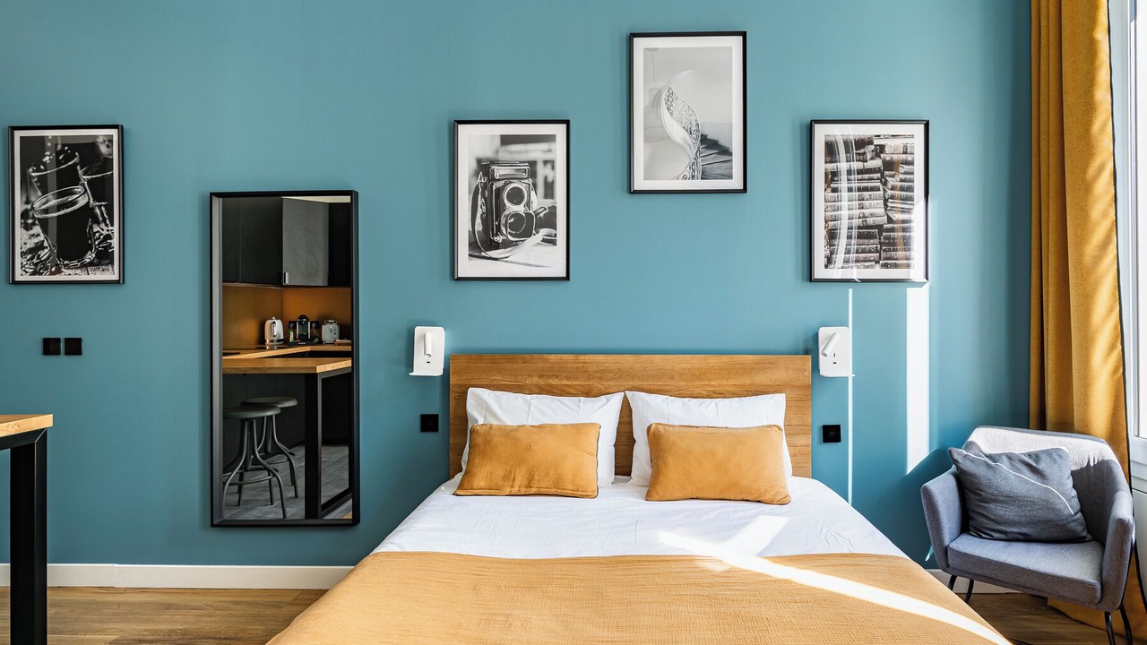 Photo of Bedroom in Voltaire - Saint Amour