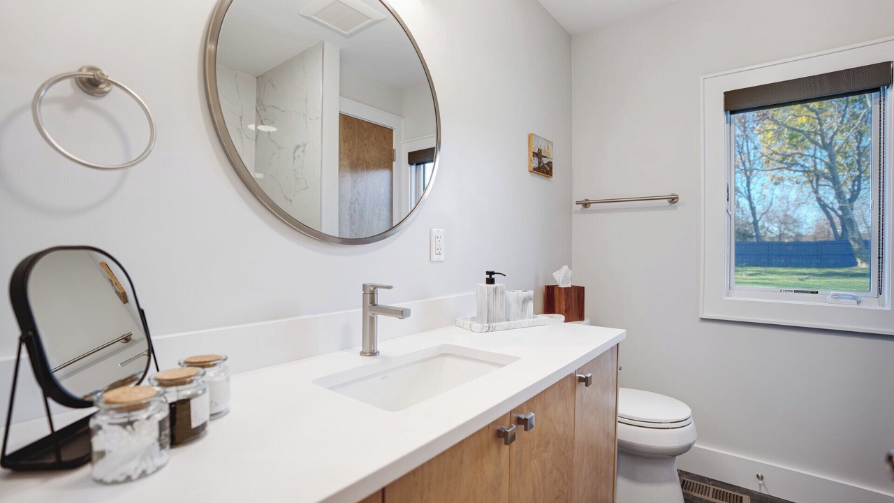 Photo of Bathroom in Cutchogue