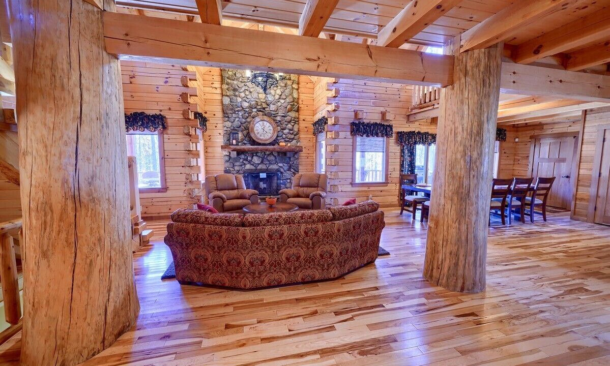 Photo of Livingroom in Laurelville