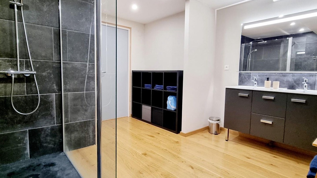 Photo of Bathroom in Solre-le-Chateau
