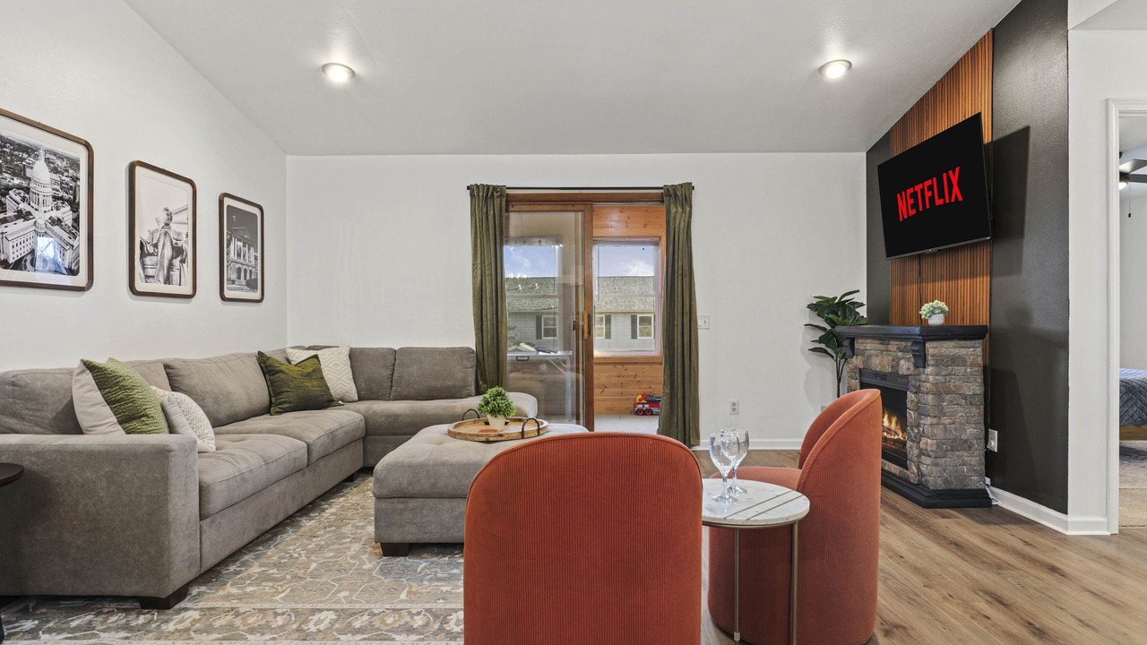 Photo of Livingroom in Sun Prairie
