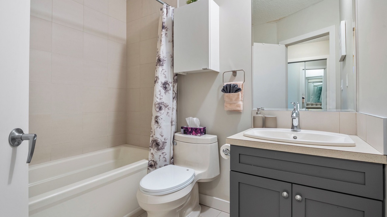 Photo of Bathroom in Tuxedo Park