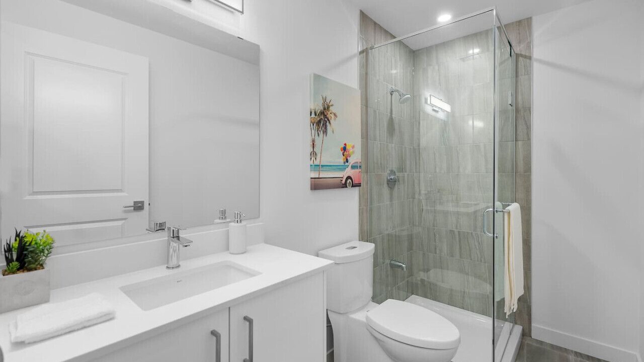 Photo of Bathroom in Niagara Falls