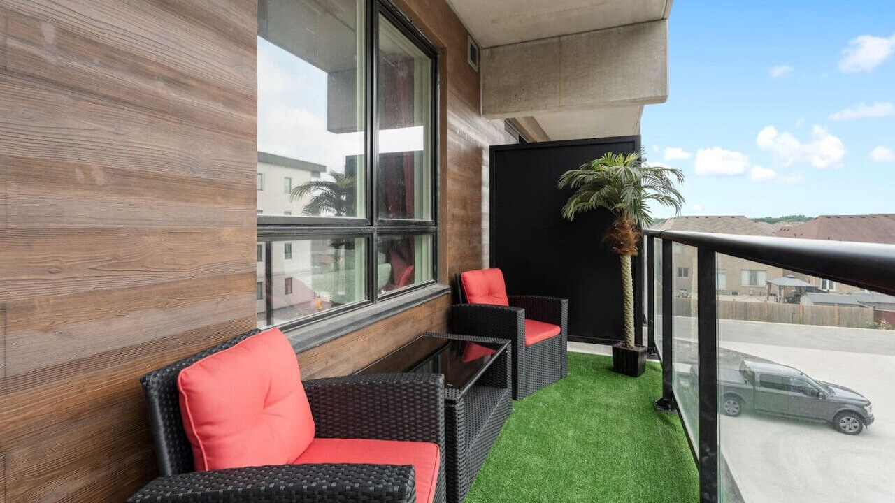 Photo of Patio Balcony in Niagara Falls