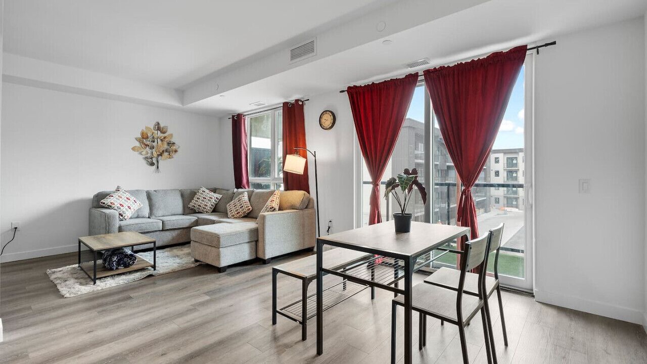 Photo of Livingroom in Niagara Falls